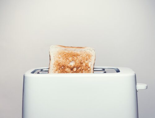 Toaster: Wie werd‘ ich blos die Brösel los?